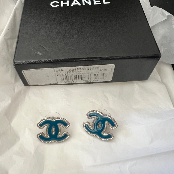 Chanel CC Logo Earrings Boucles Oreille Z2833 - Picture 1 of 5